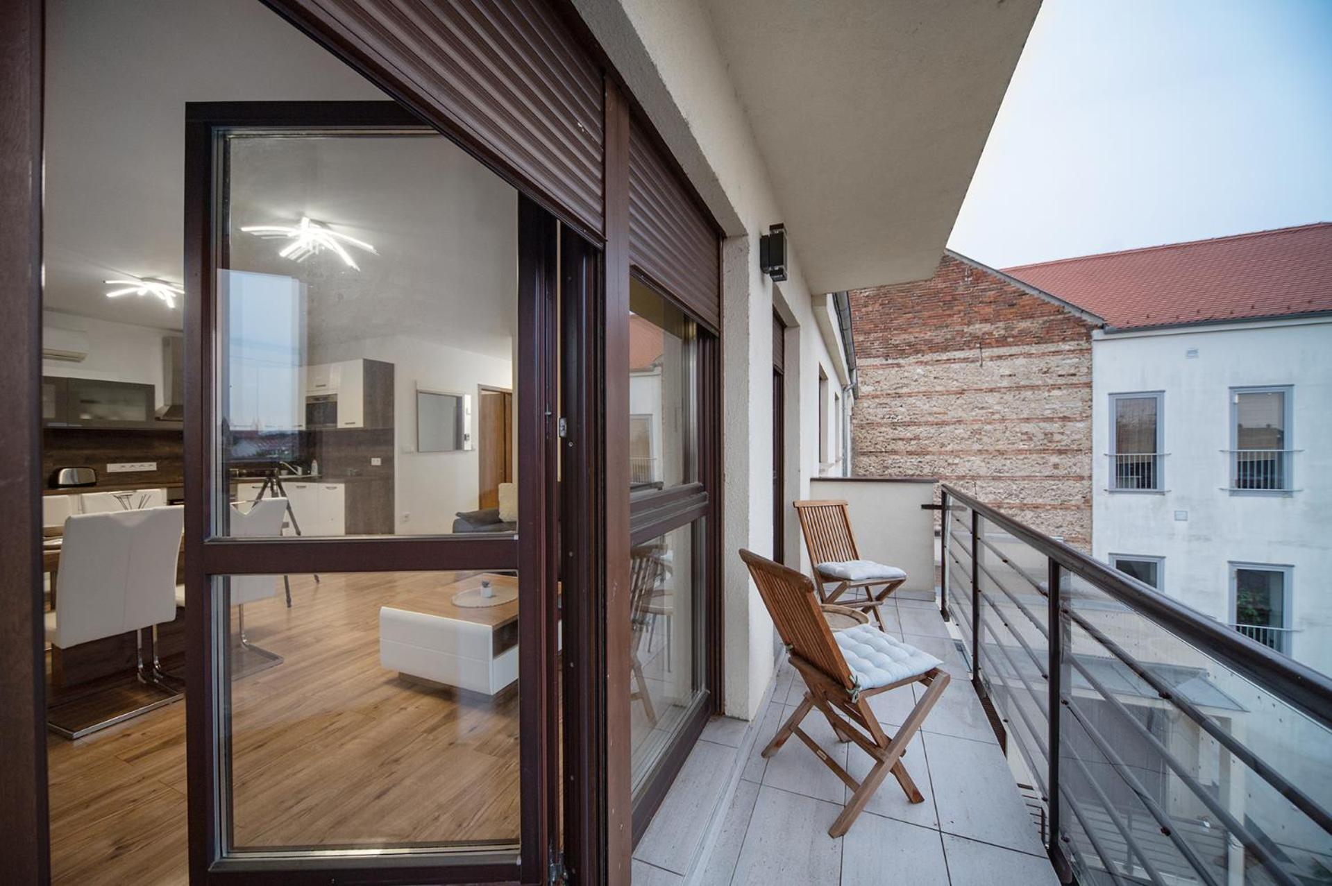 Agoston Apartman 4 - Boti Pécs Exteriör bild